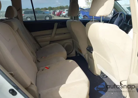 2012 Toyota Highlander z USA, uszkodzony, nr VIN 5TDZA3EH2CS024256